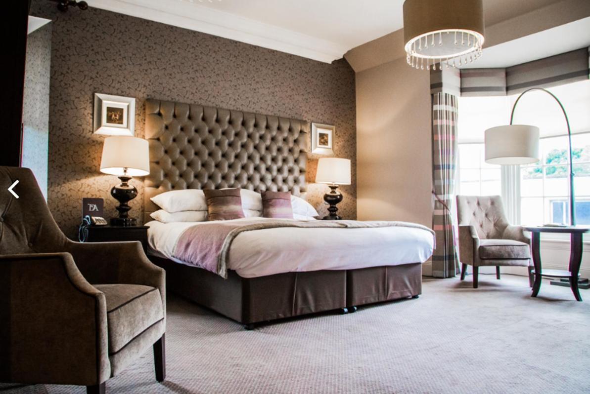Dumfries Arms Hotel Cumnock Esterno foto